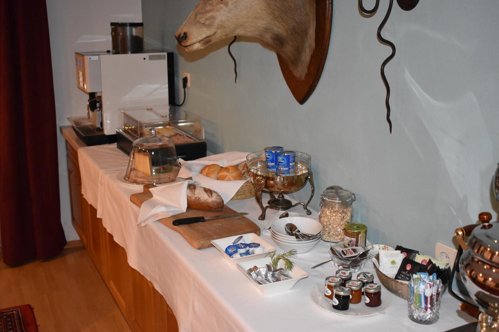 Hirschstube Nauders Bed & Breakfast Dış mekan fotoğraf